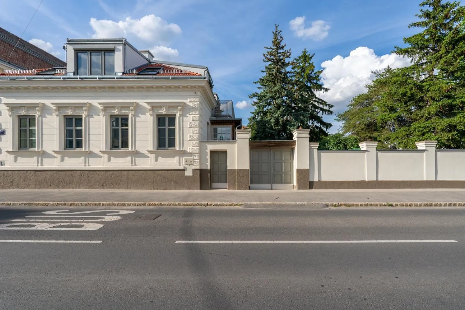 Exclusive 70 M2 Suite With Balcony And Air Conditioning Βιέννη